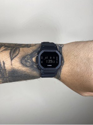 G-SHOCK DW-5600 PRETO